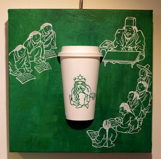 Дизайн на стаканчиках для кофе Starbucks
