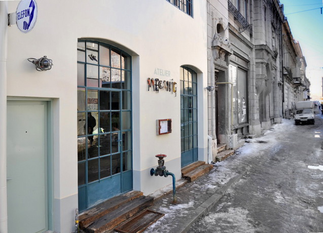 Дизайн бара в стиле гаража или мастерской - L’Atelier Mecanic
