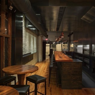 Индустриальный бар TRIA Taproom в Филадельфии