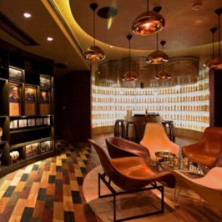 Johnnie Walker House от Asylum